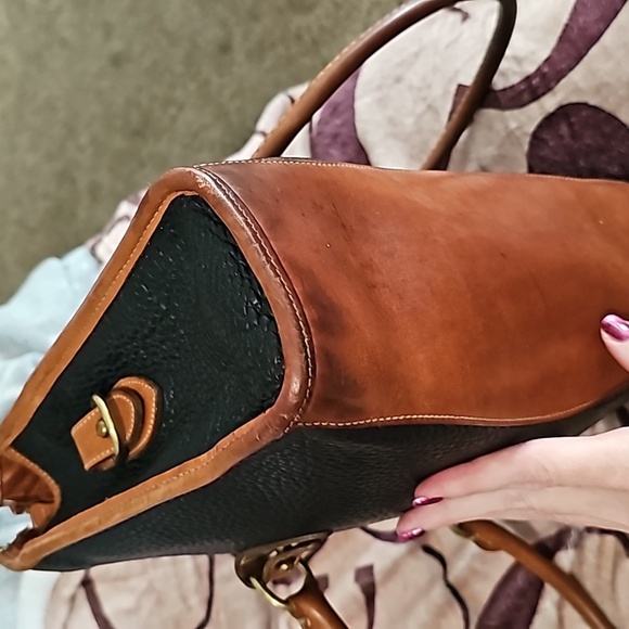 Vintage Dooney & Bourke - Picture 5 of 10